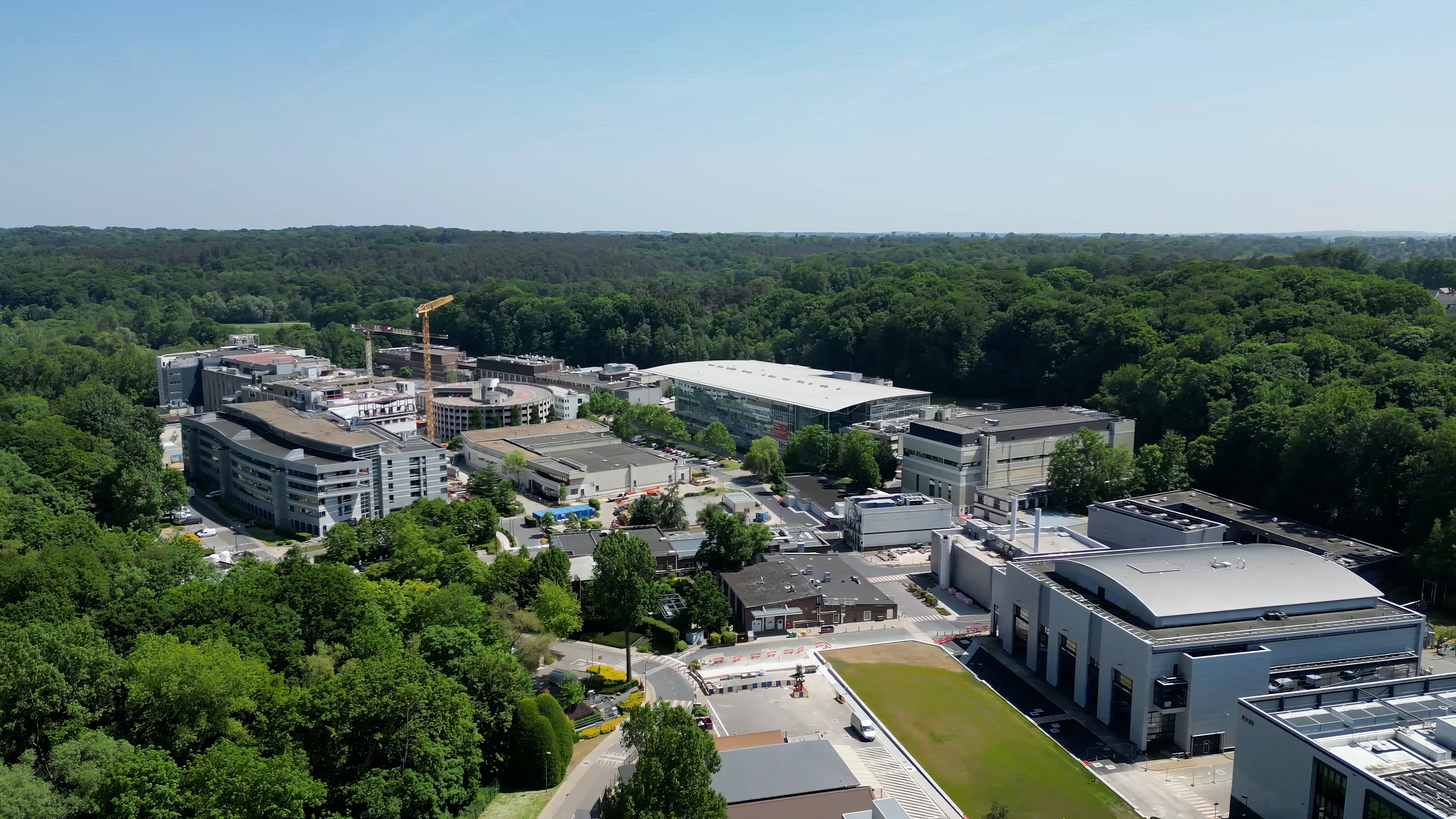 Vue aérienne du site de GSK Rixensart spécialisé en R&D