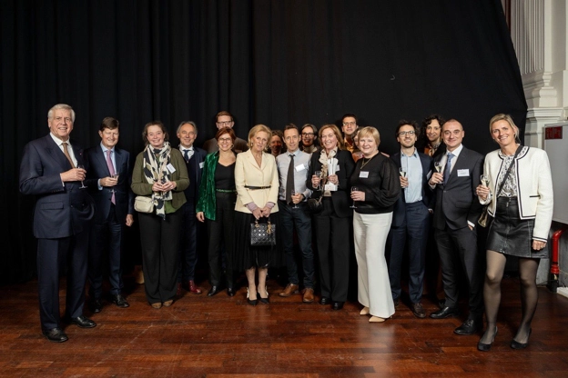 GSK team celebrating Essenscia Innovation Award 2025